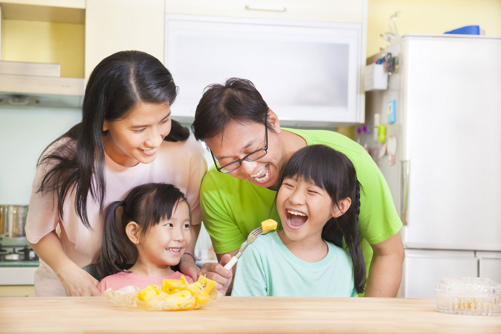 5 Cara Ibu Melindungi Kesehatan Keluarga