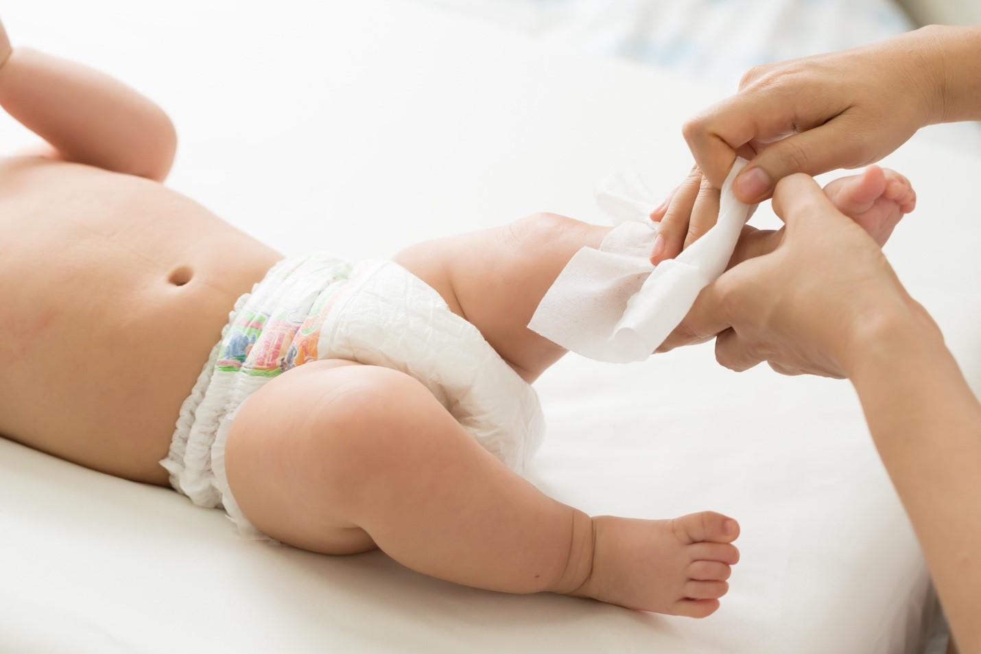 Amankah Penggunaan Tisu Basah Anti Bakteri pada Bayi?