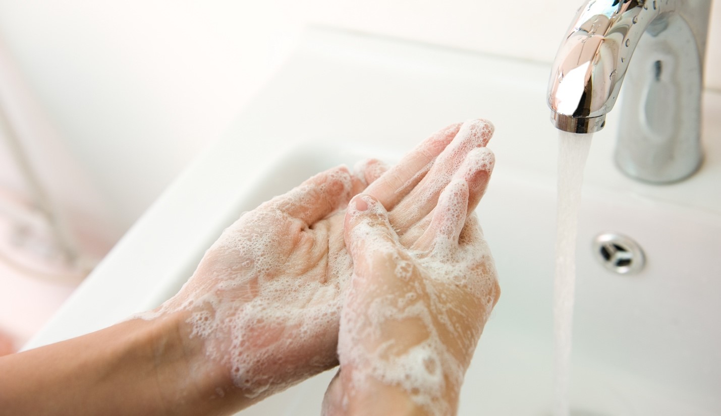 Cara Menghilangkan Kulit Kering di Tangan Akibat Salah Memilih Hand Wash