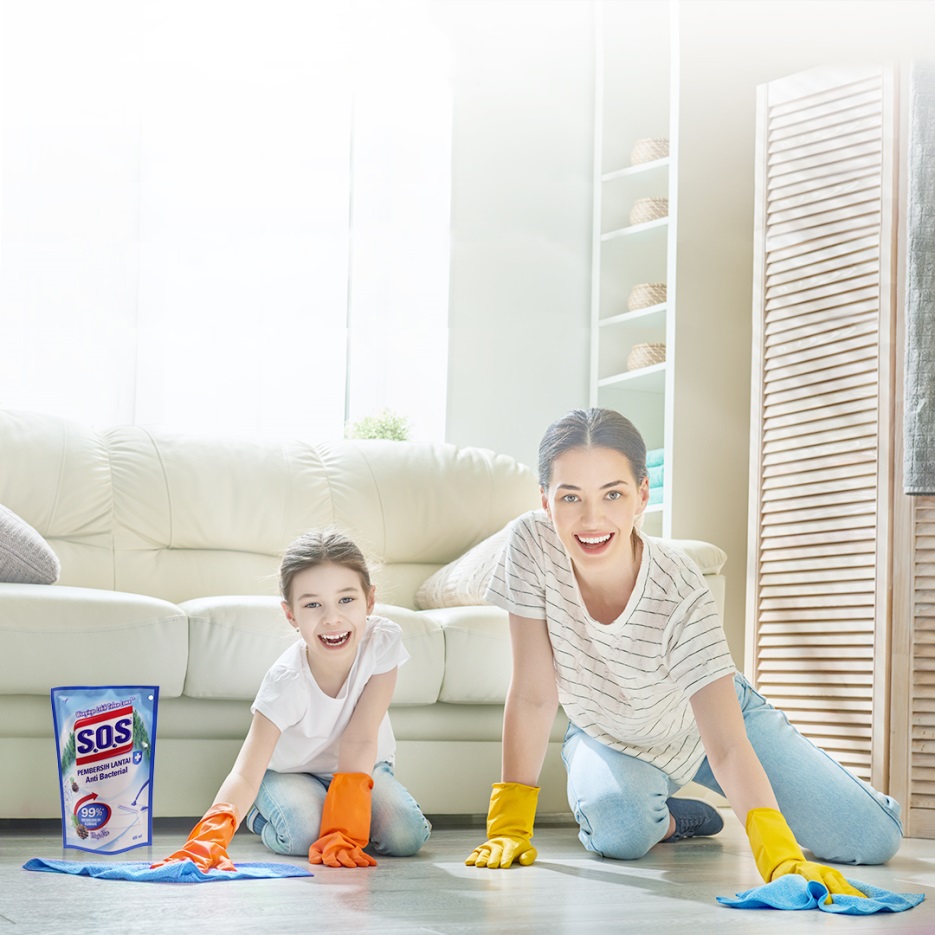 Pembersih Lantai Yang Aman Untuk Rumah Anda