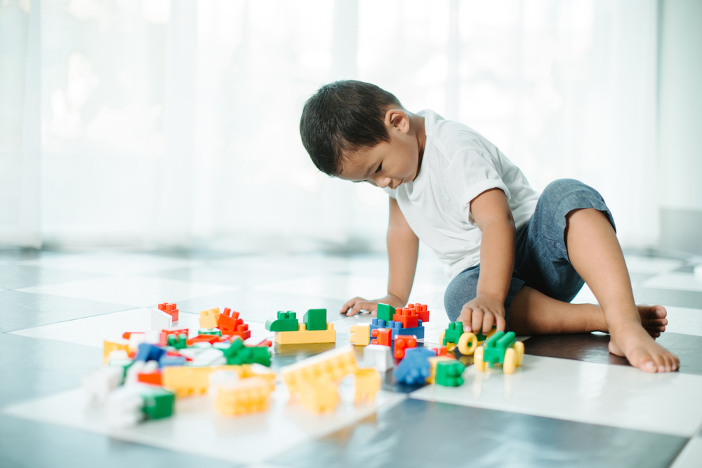 Tips Membuat Lantai Jadi Area Bermain yang Aman untuk Anak